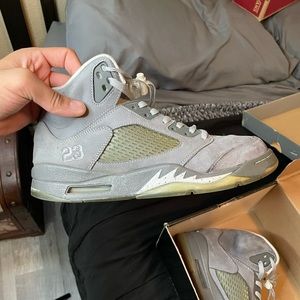 JORDAN 5 RETRO - WOLF GREY